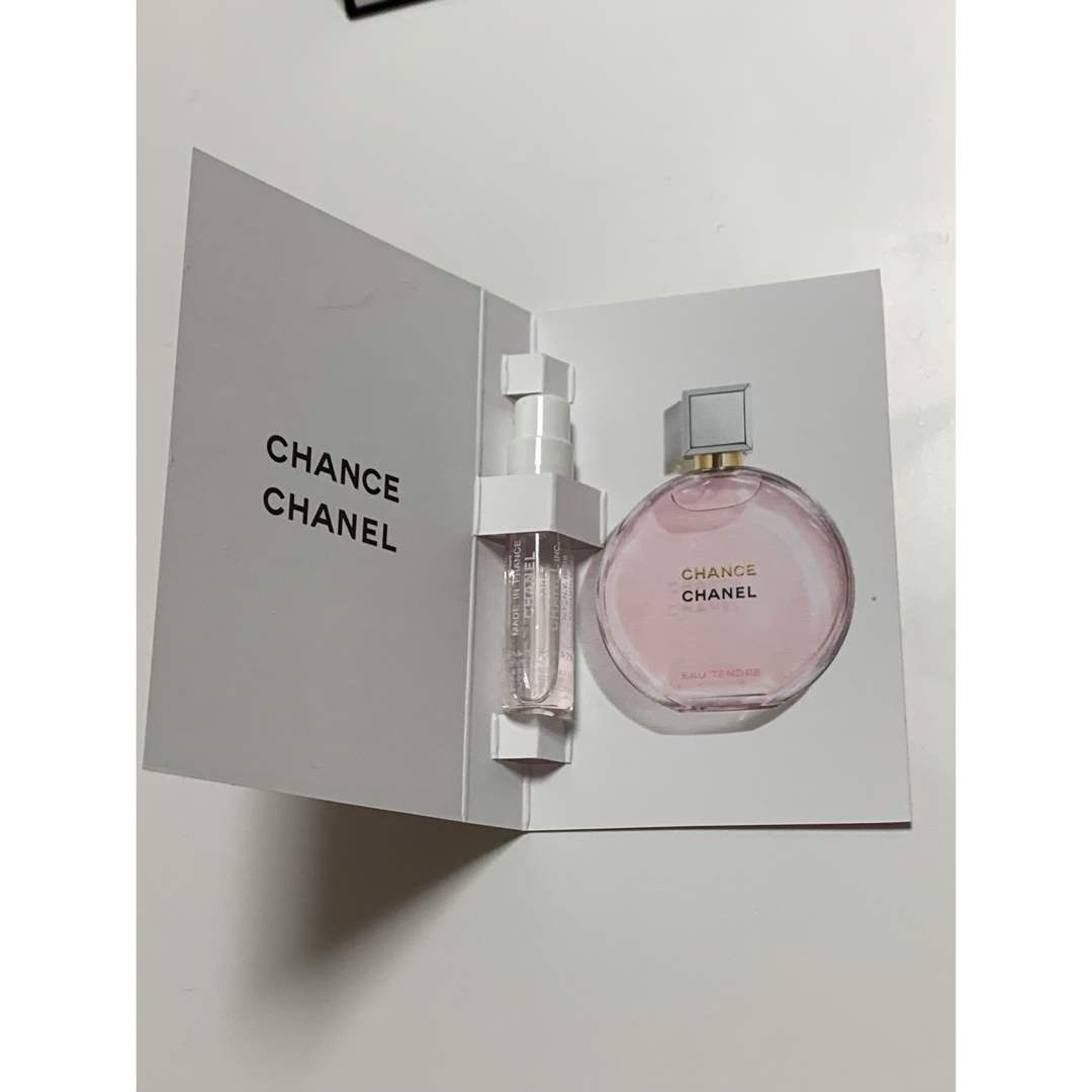 CHANEL(シャネル)のCHANEL ノベルティ ピンバッジ+CHANCEサンプル+ショッパー コスメ/美容のキット/セット(サンプル/トライアルキット)の商品写真