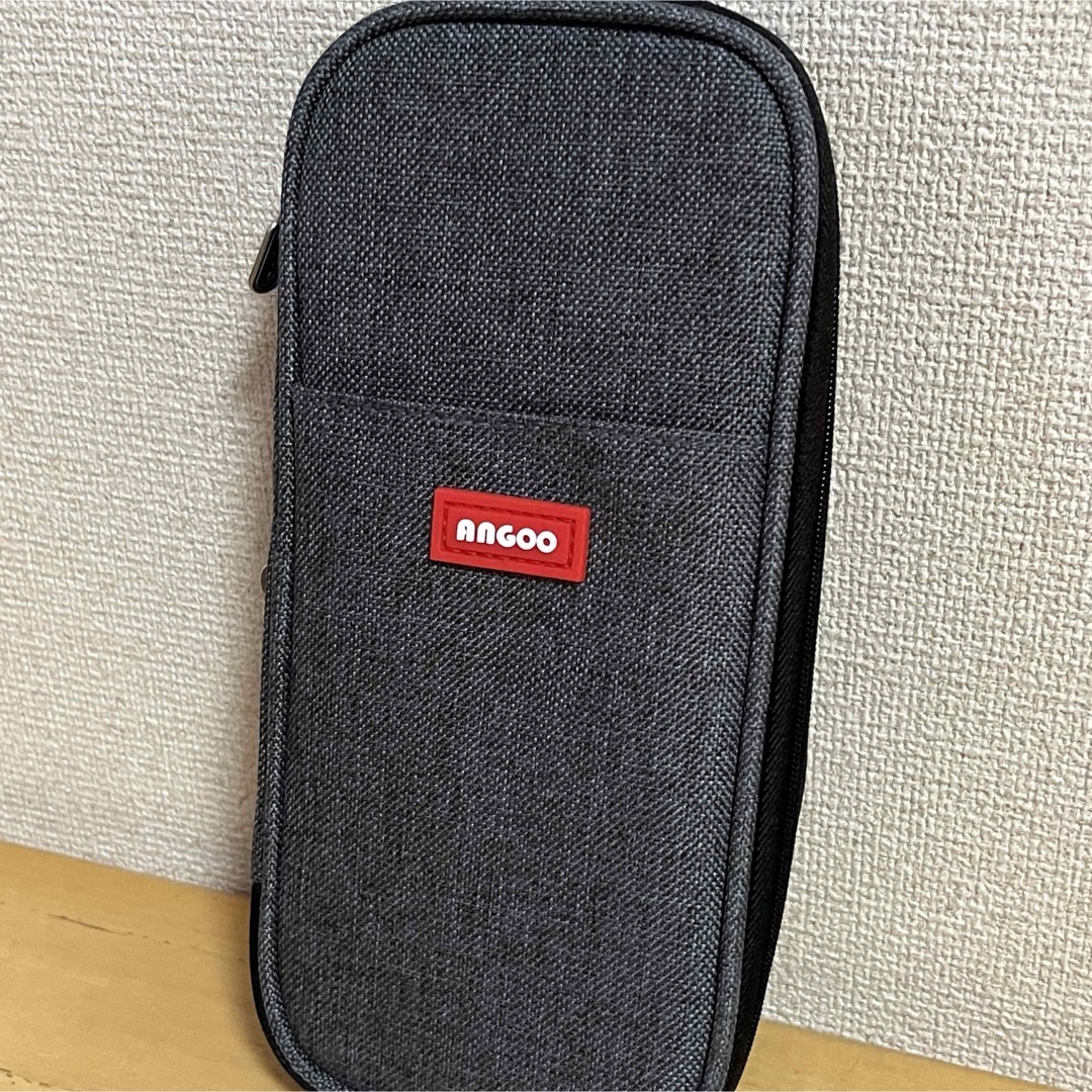 新品・未使用 ペンケース 大容量 マチつき 筆箱 多機能 収納ポーチ グレー インテリア/住まい/日用品の文房具(ペンケース/筆箱)の商品写真