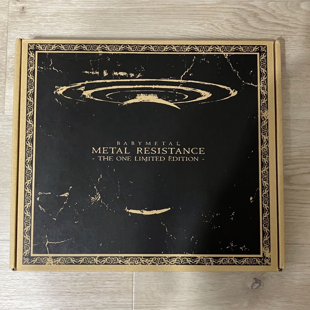 BABYMETAL(ベビーメタル)のBABYMETAL METAL RESISTANCE -THE ONE 限定 エンタメ/ホビーのタレントグッズ(ミュージシャン)の商品写真