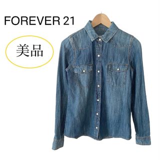 フォーエバートゥエンティーワン(FOREVER 21)の美品 FOREVER21 コットン 100% デニムシャツ Sサイズ ブルー系(シャツ/ブラウス(長袖/七分))