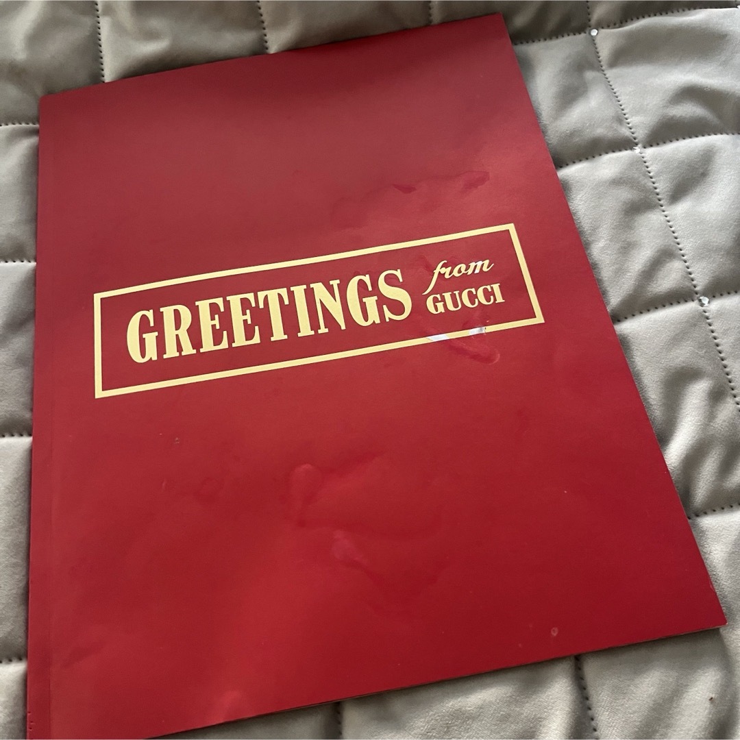 Gucci(グッチ)のGucci グッチ　Greetings 2022ノベルティ　包装紙 レディースのファッション小物(その他)の商品写真