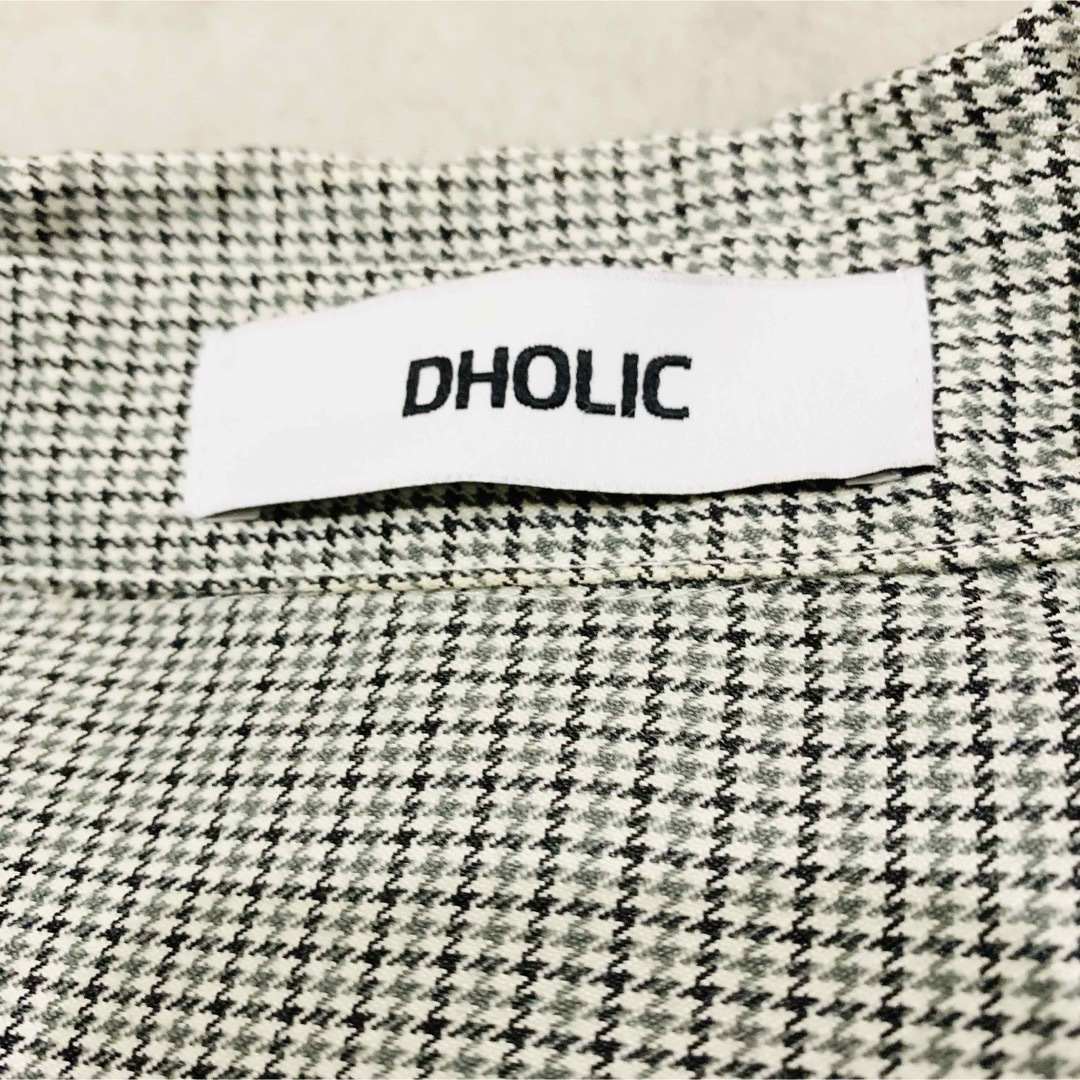 dholic(ディーホリック)のDHOLIC セットアップ　千鳥柄　シャツ　ミニスカート レディースのレディース その他(セット/コーデ)の商品写真