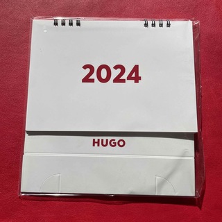 ヒューゴボス(HUGO BOSS)のHUGO  卓上カレンダー　2024(キャラクターグッズ)