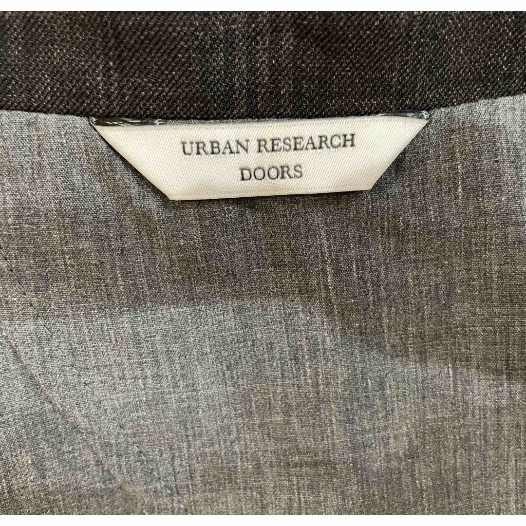 URBAN RESEARCH DOORS(アーバンリサーチドアーズ)のアーバンリサーチドアーズ　テーラードジャケット　チェック　Mサイズ メンズのジャケット/アウター(テーラードジャケット)の商品写真