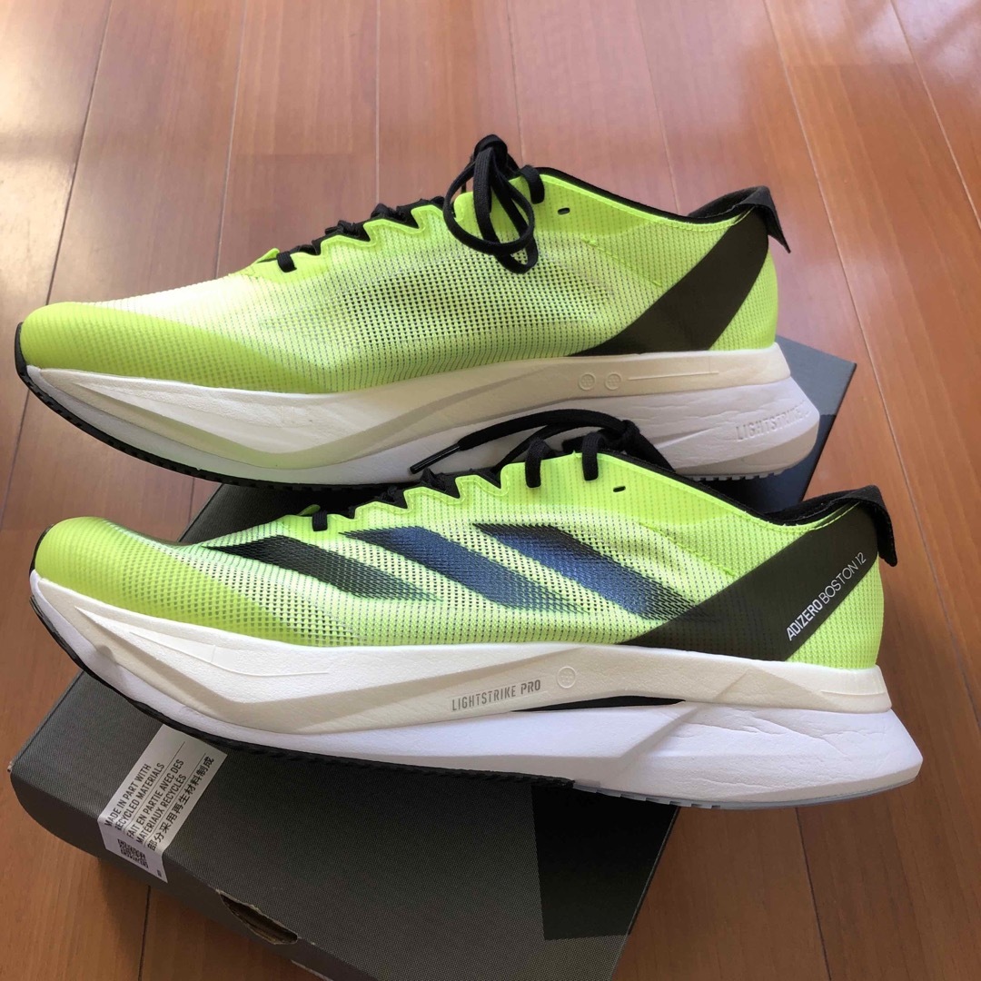 adidas(アディダス)のadidas  アディゼロ　ボストン12 M 27.5cm スポーツ/アウトドアのランニング(シューズ)の商品写真