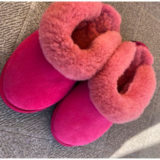 アグオーストラリア(UGG AUSTRALIA)の【美品】アグ フィジー UGG fiji ブーツ スリッパ フラットシューズ(ブーツ)