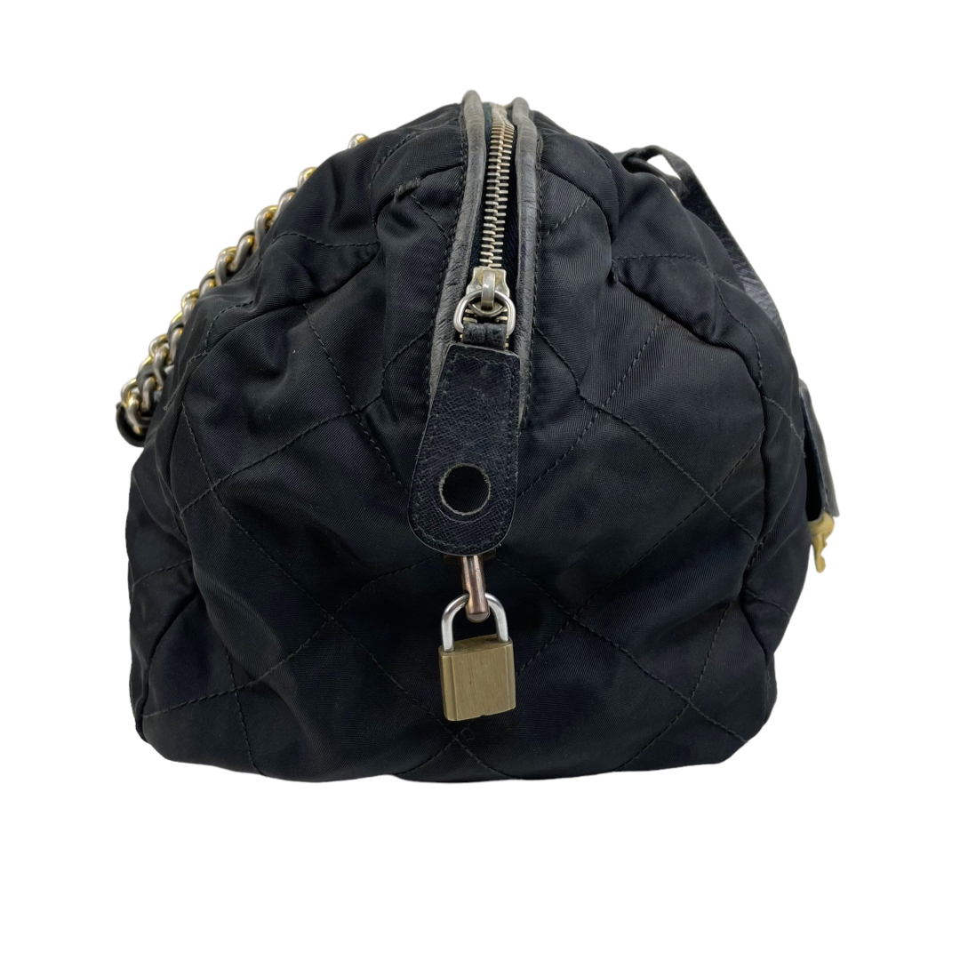 PRADA(プラダ)の✨良品　PRADA プラダ　ハンドバッグ　ブラック　ナイロン　チェーン　手提げ レディースのバッグ(ハンドバッグ)の商品写真