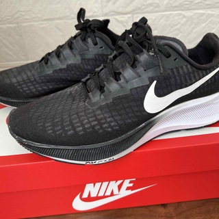 ナイキ(NIKE)のNIKE ZOOM スニーカー　25.5 ブラック(スニーカー)