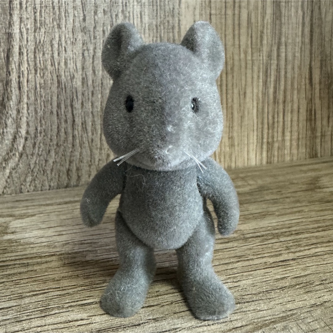 EPOCH - シルバニア 初期 グレーネズミ 人形 廃盤の通販 by EPOCH - シルバニア 初期 グレーネズミ 人形 廃盤の通販 by