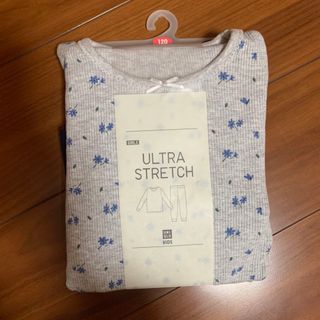 ユニクロ(UNIQLO)のユニクロキッズ　ルームウェア上下セット(パジャマ)