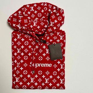 ルイヴィトン(LOUIS VUITTON)のLOUIS VUITTON Supreme box logo パーカー XS(パーカー)