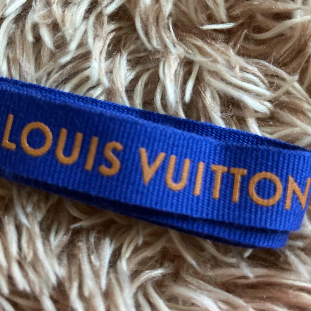 LOUIS VUITTON(ルイヴィトン)のルイヴィトン リボン ホリデー 赤 青 ルイヴィトンショップ袋  ブランドリボン ハンドメイドの素材/材料(各種パーツ)の商品写真