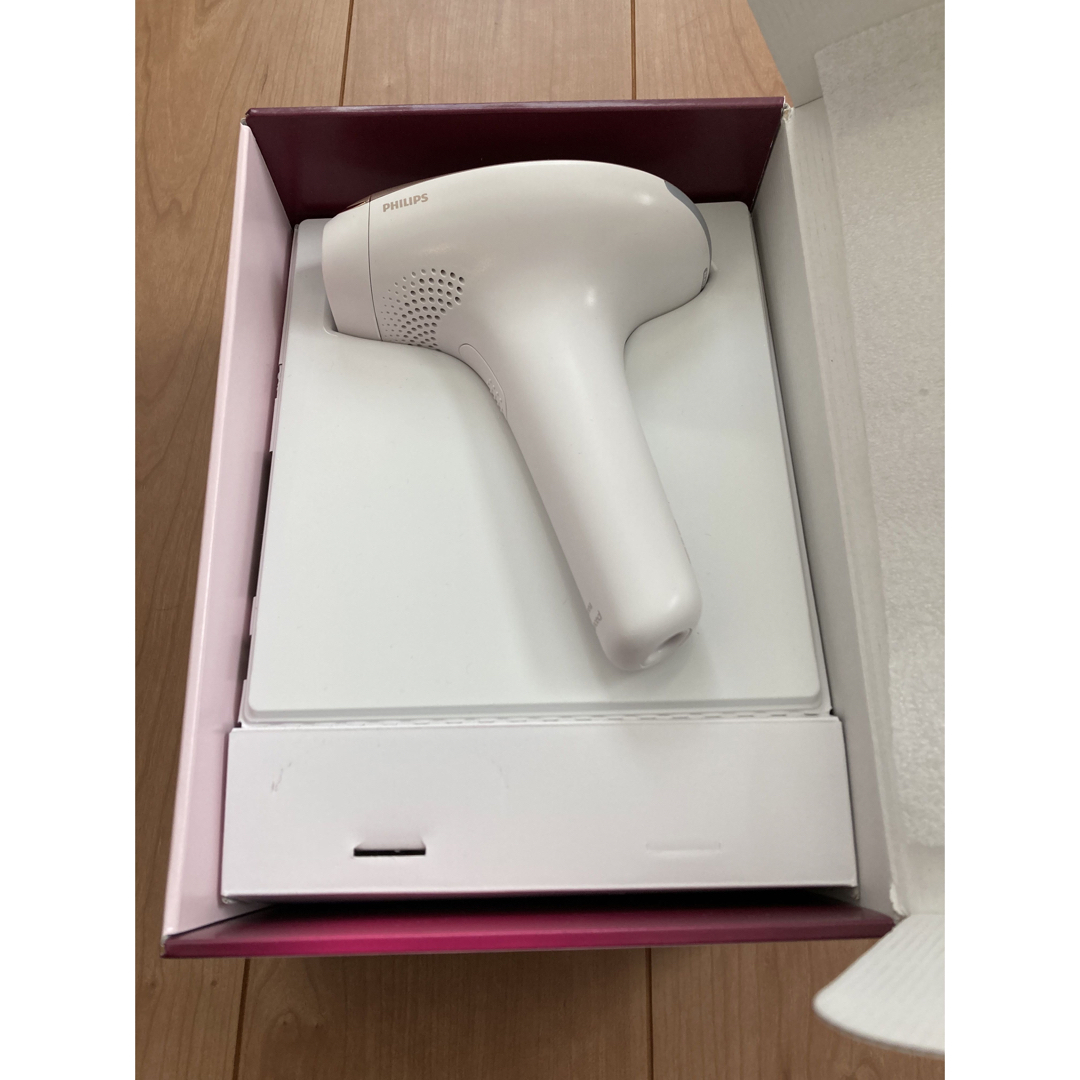 PHILIPS - PHILIPS Lumea アタッチメント2個の通販 by きーおー PHILIPS - PHILIPS Lumea アタッチメント2個の通販 by きーおー