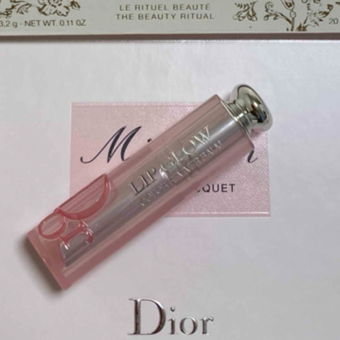 Christian Dior(クリスチャンディオール)のミスディオール リップグロウ ピンク 未開封 お箱なしタイプ コスメ/美容のベースメイク/化粧品(リップグロス)の商品写真