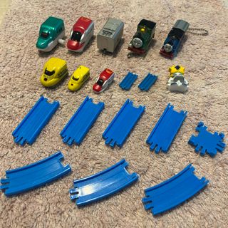 タカラトミー(Takara Tomy)のミニプラレール　トーマス　新幹線　セット　シンカリオン等　おまけ付き(電車のおもちゃ/車)