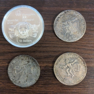 銀貨入りプルーフ貨幣セット２つ　メダル　コイン　発行記念　公式記念　銀製　硬貨