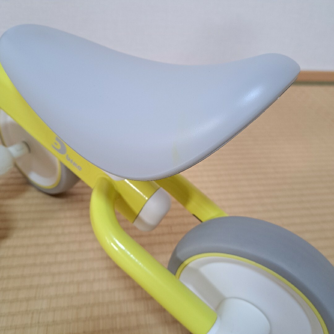 ides(アイデス)のD-bike mini プラス イエロー キッズ/ベビー/マタニティの外出/移動用品(三輪車)の商品写真