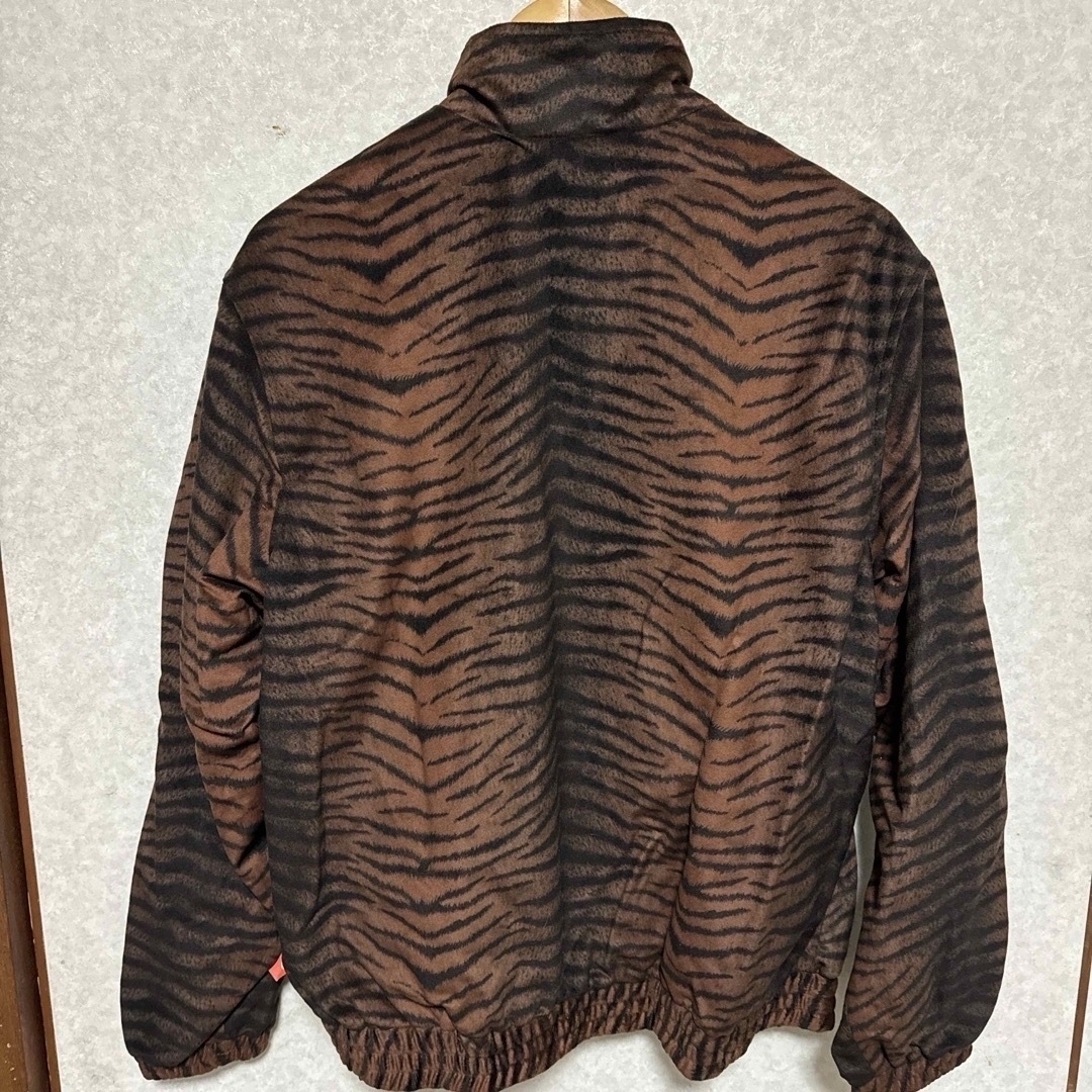 Supreme(シュプリーム)の Supreme Tiger  Stripe Track Jacket ◆ M メンズのトップス(ジャージ)の商品写真