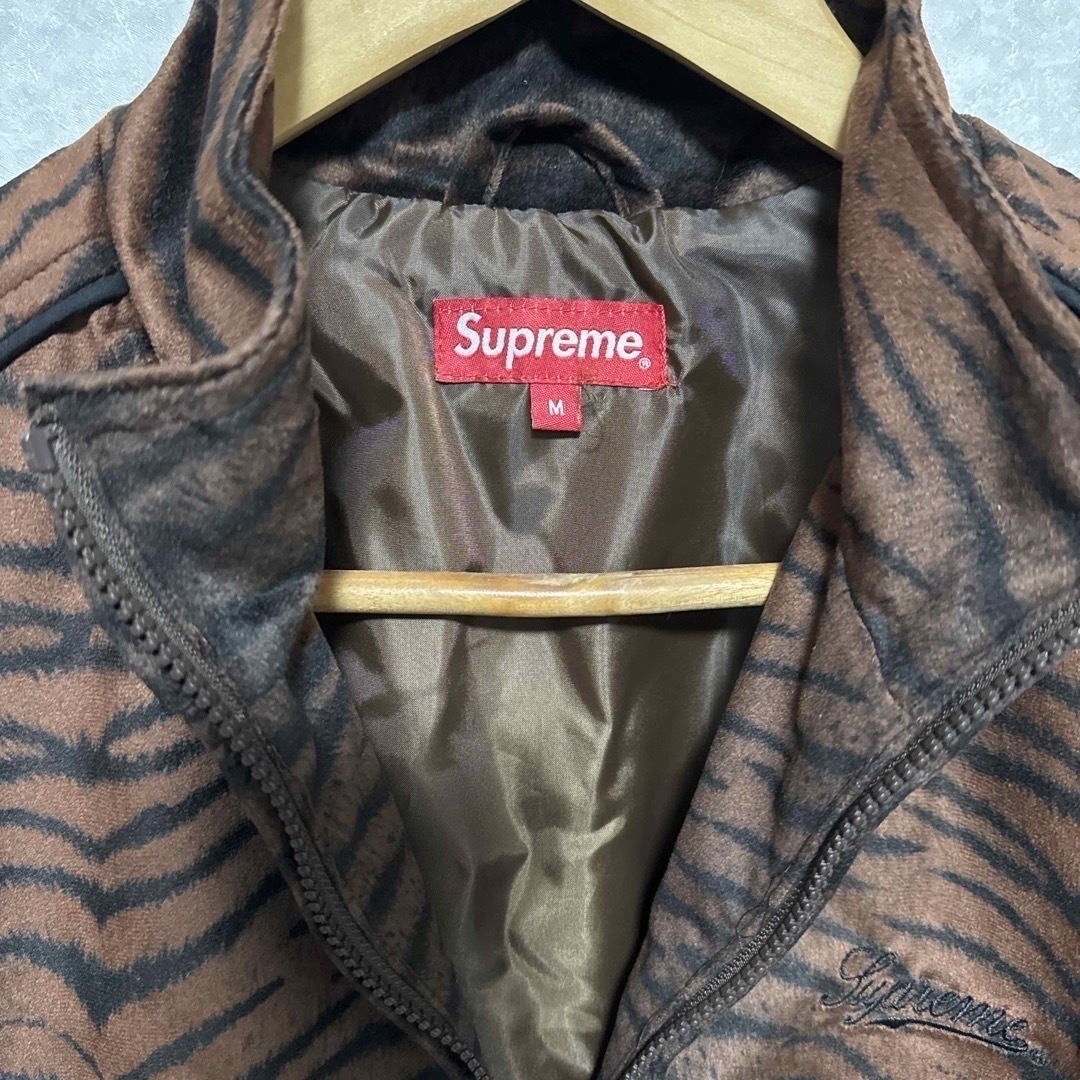 Supreme(シュプリーム)の Supreme Tiger  Stripe Track Jacket ◆ M メンズのトップス(ジャージ)の商品写真