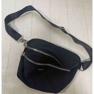 斜めがけバッグ即完売品★MOUSSY waist&shoulder BAG☆ボディーバッグ