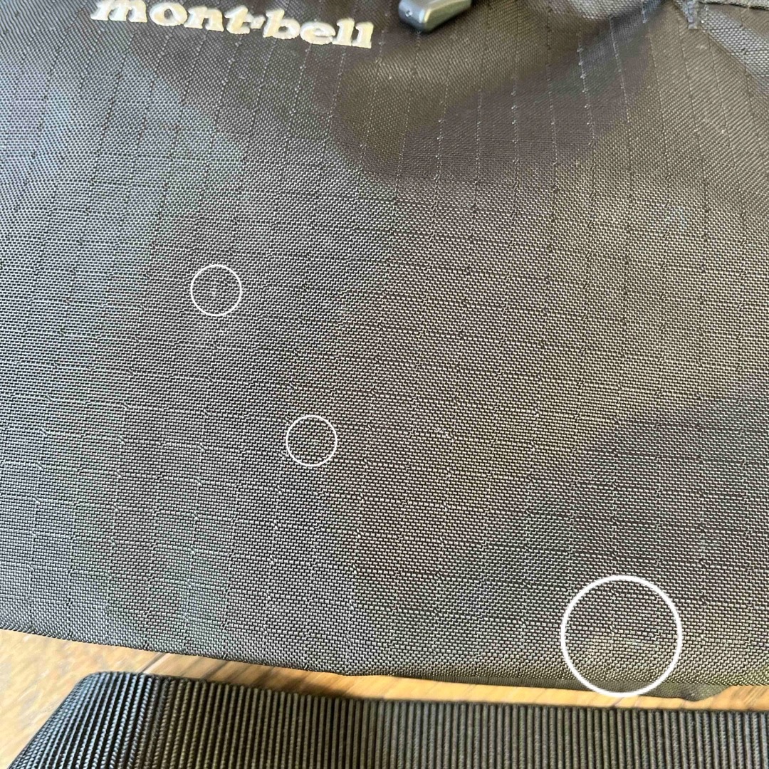 mont bell(モンベル)のmontbell ショルダーバッグ ベルニナショルダー Ｓ 黒 メンズのバッグ(ショルダーバッグ)の商品写真