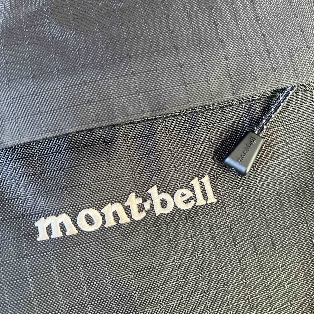 mont bell(モンベル)のmontbell ショルダーバッグ ベルニナショルダー Ｓ 黒 メンズのバッグ(ショルダーバッグ)の商品写真