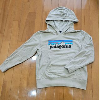 110サイズ【新品】Patagonia ベビー ライトウェイト スウェット5T5歳寸法