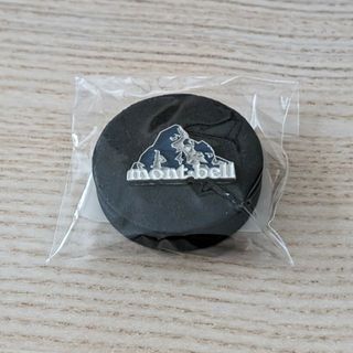 モンベル(mont bell)の【未使用】モンベル montbell ピンバッジ(登山用品)