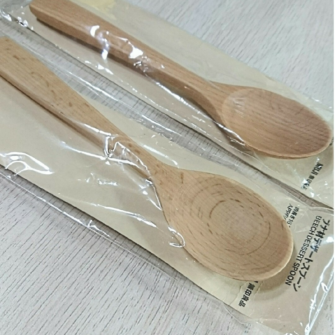 MUJI (無印良品)(ムジルシリョウヒン)の新品【無印良品】やさしい木製★ブナ材デザートスプーン2個セット★MUJI 未開封 インテリア/住まい/日用品のキッチン/食器(カトラリー/箸)の商品写真