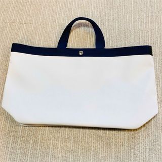 エルベシャプリエ(Herve Chapelier)の【未使用品】エルベシャプリエ　705GP ブラン×ネイビー(ハンドバッグ)