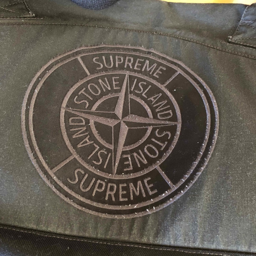 Supreme(シュプリーム)のSupreme × STONE ISLAND 22SS メッセンジャーバッグ メンズのバッグ(メッセンジャーバッグ)の商品写真