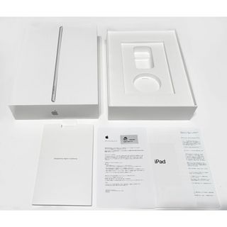 アイパッド(iPad)のiPad 32GB 第8世代 Wi-Fiモデル シルバー　箱説明書のみ(タブレット)