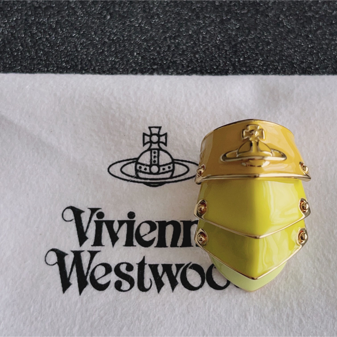 Vivienne Westwood(ヴィヴィアンウエストウッド)のヴィヴィアンウエストウッド　ARTEMISアーマーリング　指輪 レディースのアクセサリー(リング(指輪))の商品写真