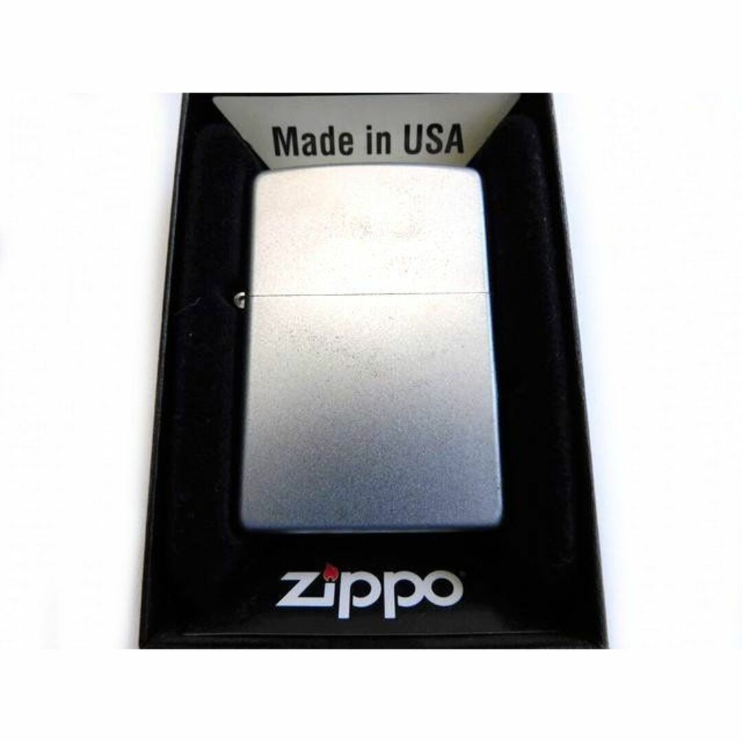 5番 美品 zippo ジッポー オイルライター ■ E06 シルバー系カラー 無地 艶消し 喫煙具 □5L画像の箱