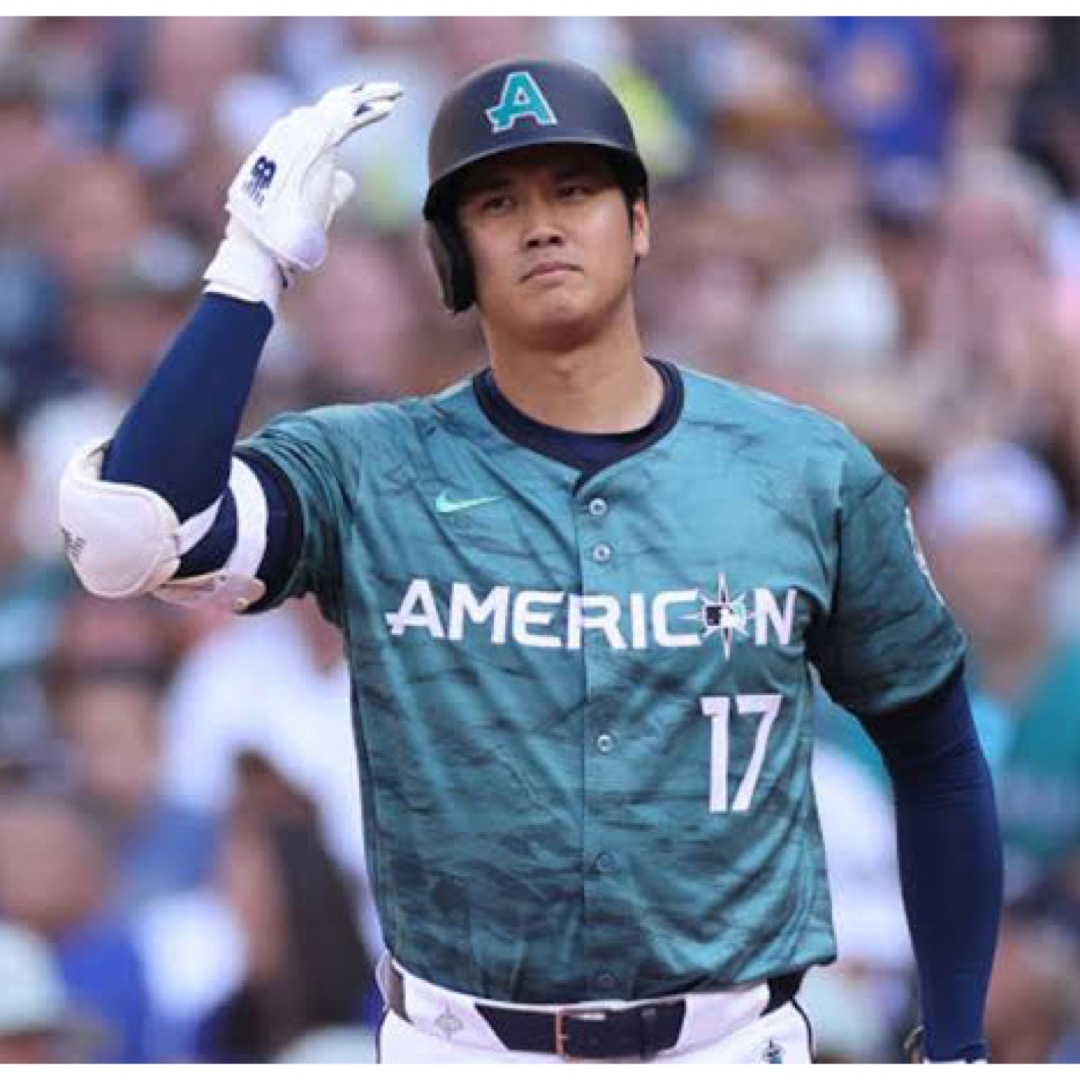 NIKE(ナイキ)の2023MLBオールスター ア・リーグ#17大谷翔平ユニフォーム フルサイン入り スポーツ/アウトドアの野球(ウェア)の商品写真