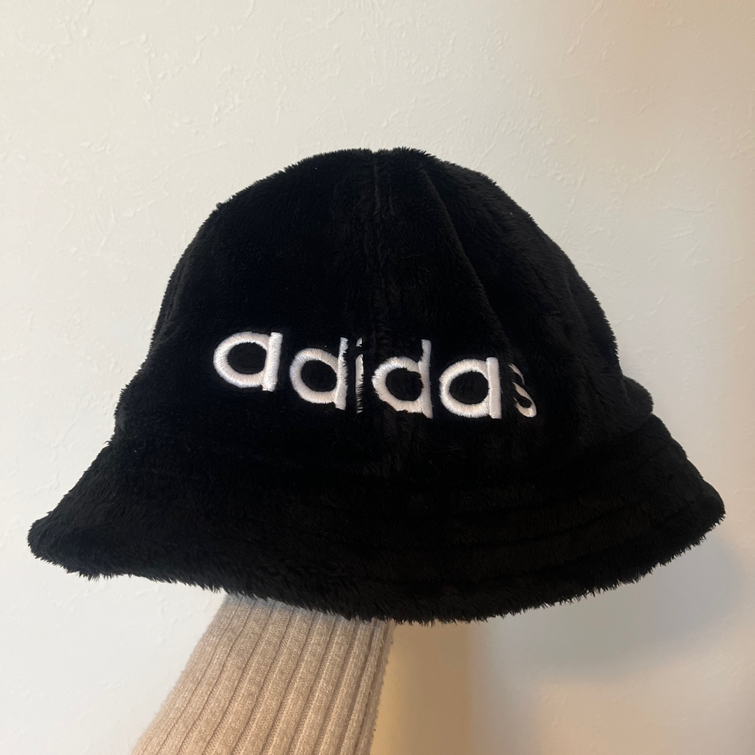 adidas(アディダス)の【最終値下げ】adidas バケットハット メンズの帽子(ハット)の商品写真