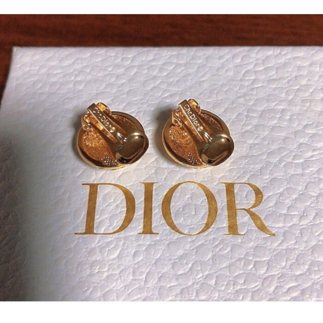 Christian Dior(クリスチャンディオール)のDior  上品 イヤリング 可愛い レア gold ストーン キラキラ  レディースのアクセサリー(イヤリング)の商品写真