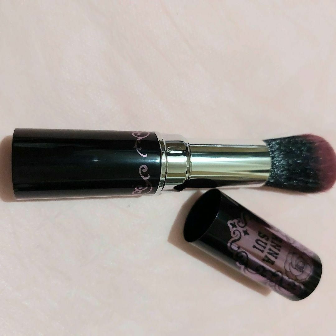 ANNA SUI(アナスイ)の新品 未使用 ANNASUI アナスイ メイクブラシ コスメ/美容のメイク道具/ケアグッズ(チーク/フェイスブラシ)の商品写真