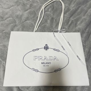 プラダ(PRADA)のPRADA 紙袋　新品未使用(ショップ袋)