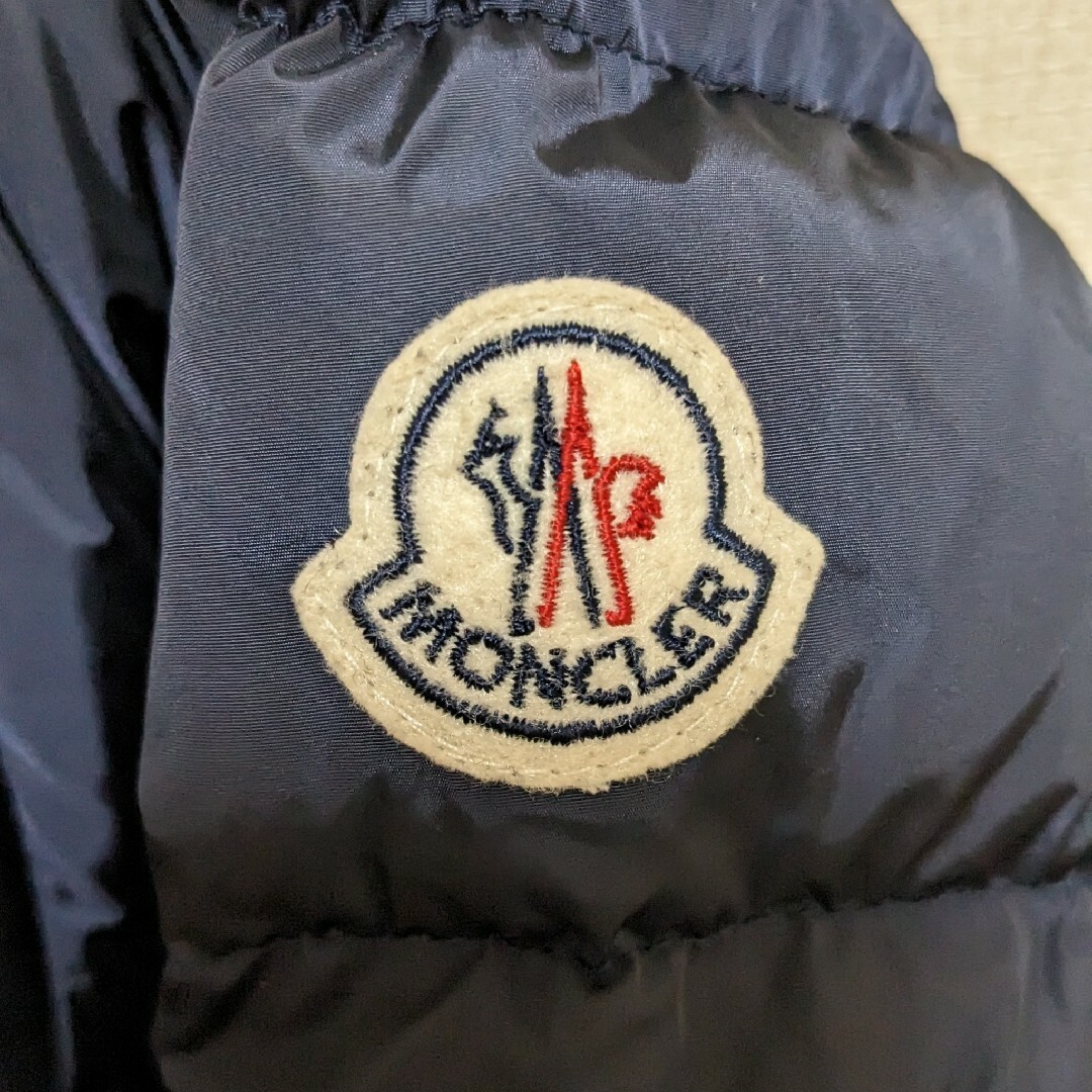 MONCLER(モンクレール)のMONCLER　CHARPAL　12A　XS レディースのジャケット/アウター(ダウンジャケット)の商品写真