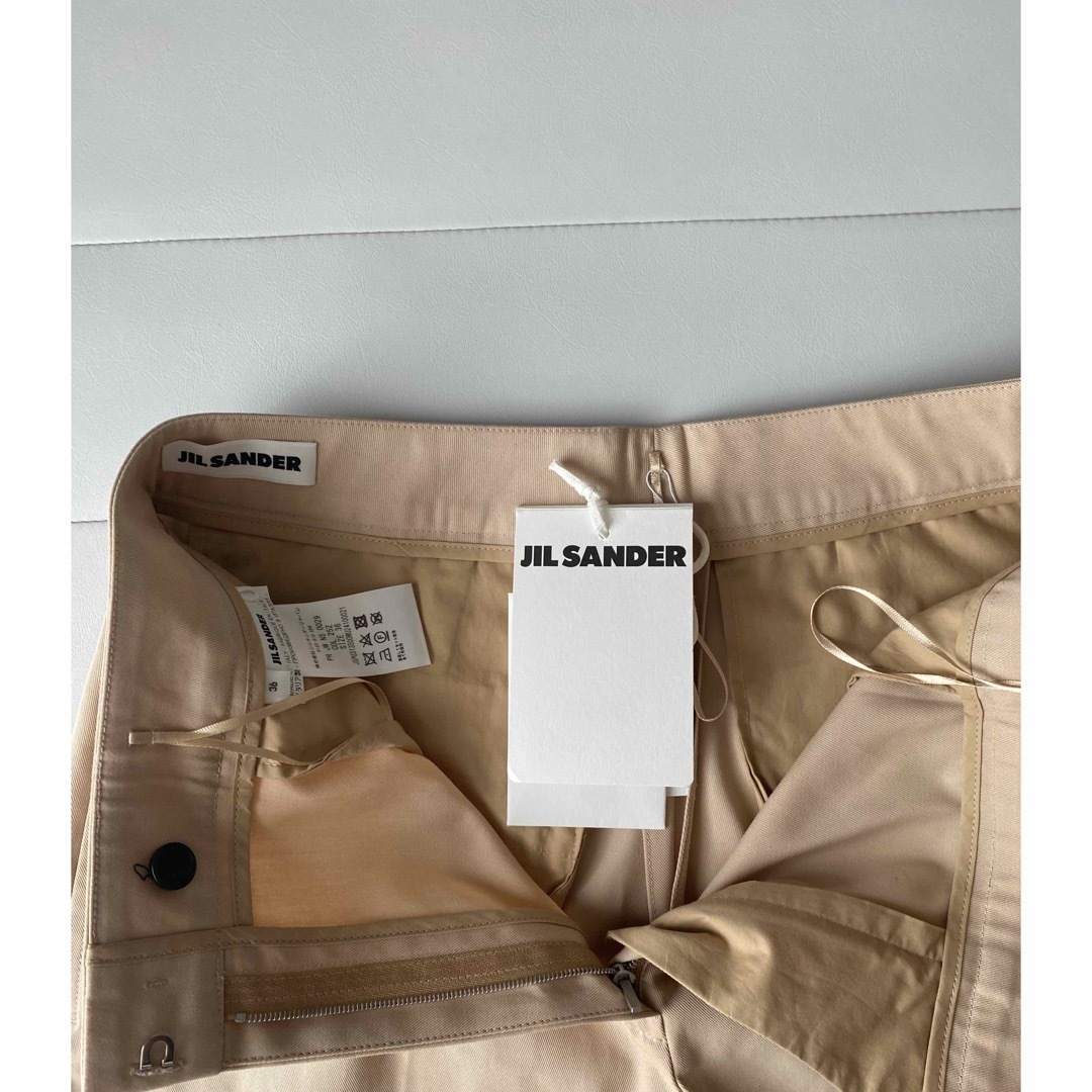 Jil Sander(ジルサンダー)のJIL SANDER パンツ レディースのパンツ(カジュアルパンツ)の商品写真