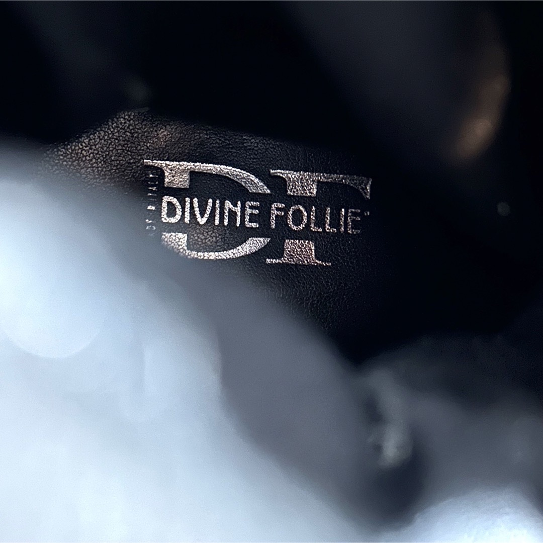 靴/シューズ【入手困難】ディバインフォリ　DIVINE FOLLIE　ベルトロングブーツ