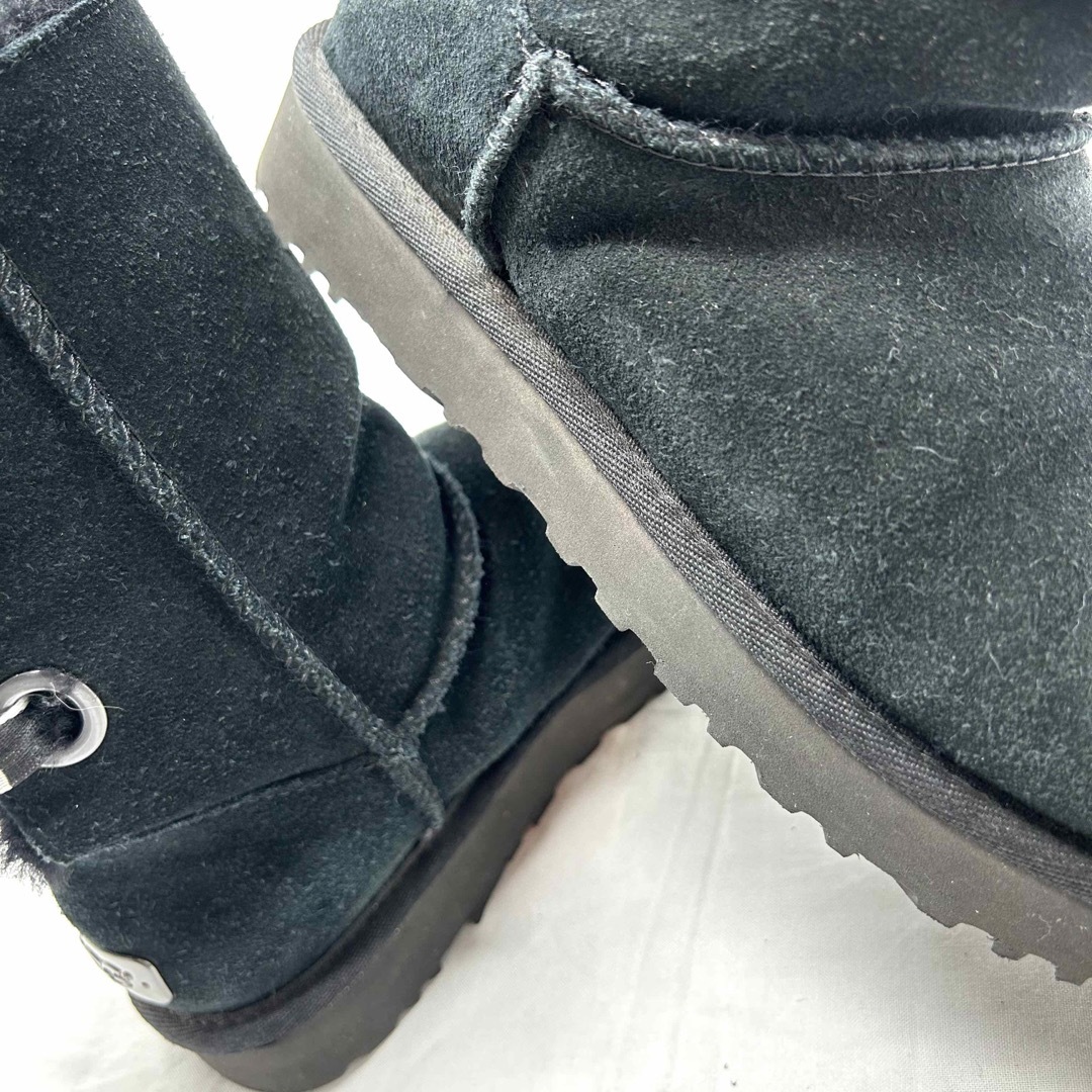 UGG(アグ)の【人気】UGG　Bailey BOW mini ムートンブーツ　リボン レディースの靴/シューズ(ブーツ)の商品写真