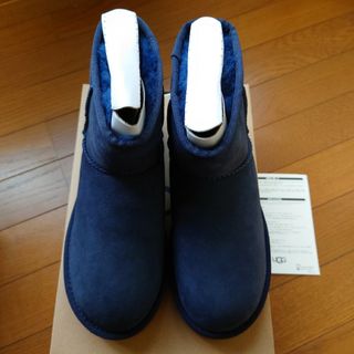 アグ(UGG)のPeach様ご専用☆正規店購入UGGクラシックミニ☆サイズ6☆ネイビー(ブーツ)