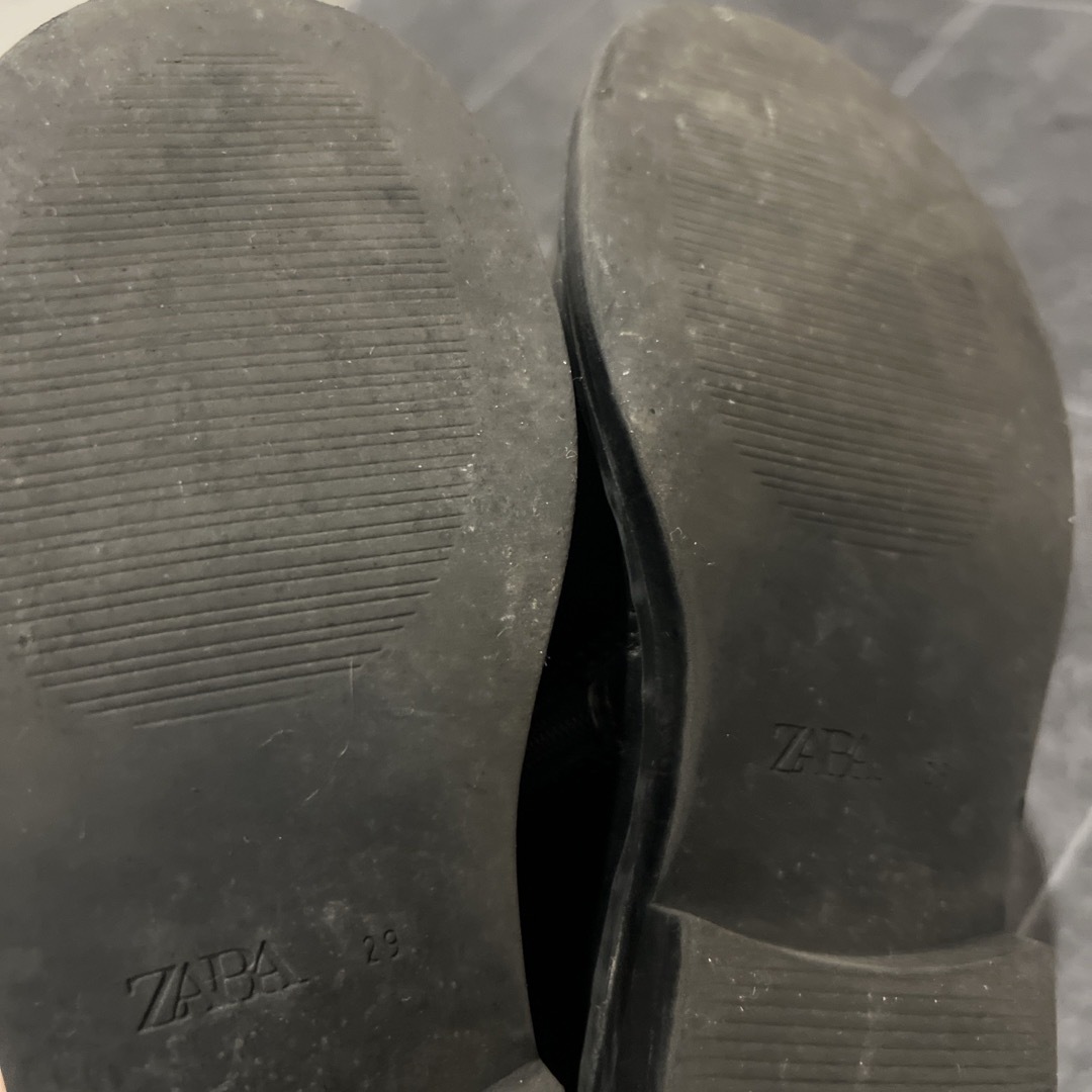ZARA(ザラ)のZARA  レザーブーツ　29（18.5） キッズ/ベビー/マタニティのキッズ靴/シューズ(15cm~)(ブーツ)の商品写真