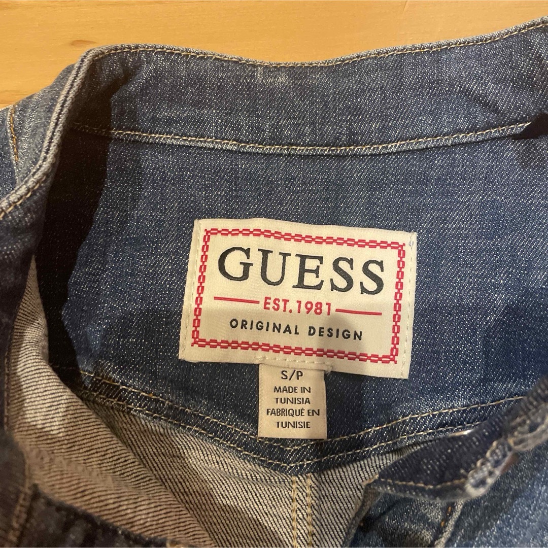 GUESS(ゲス)のジーンズタイトワンピース レディースのワンピース(ミニワンピース)の商品写真