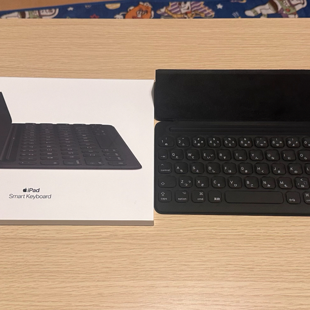iPad Smart Keyboard ブラックキーボード