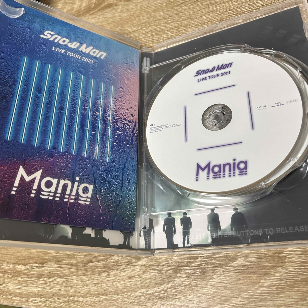 SnowMan Mania 通常盤　Blu-ray エンタメ/ホビーのDVD/ブルーレイ(アイドル)の商品写真