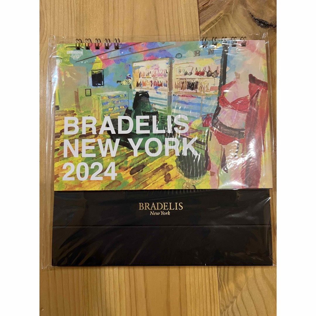 BRADELIS New York(ブラデリスニューヨーク)のブラデリスニューヨーク 卓上カレンダー 2024 インテリア/住まい/日用品の文房具(カレンダー/スケジュール)の商品写真