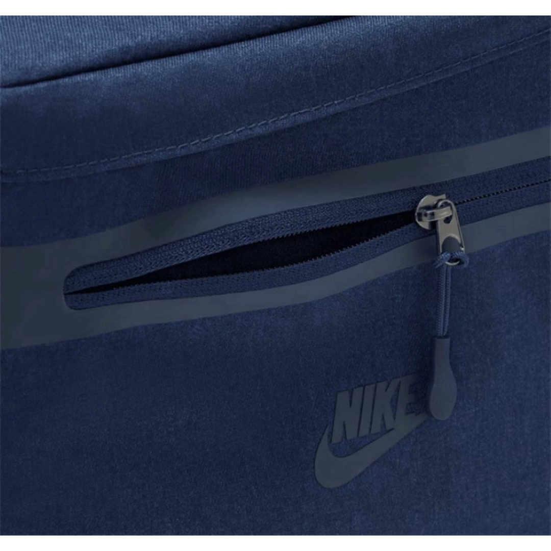 NIKE(ナイキ)のボディバッグ　ウエストポーチ バッグ メンズ レディース 新品　ナイキ NIKE メンズのバッグ(ボディーバッグ)の商品写真